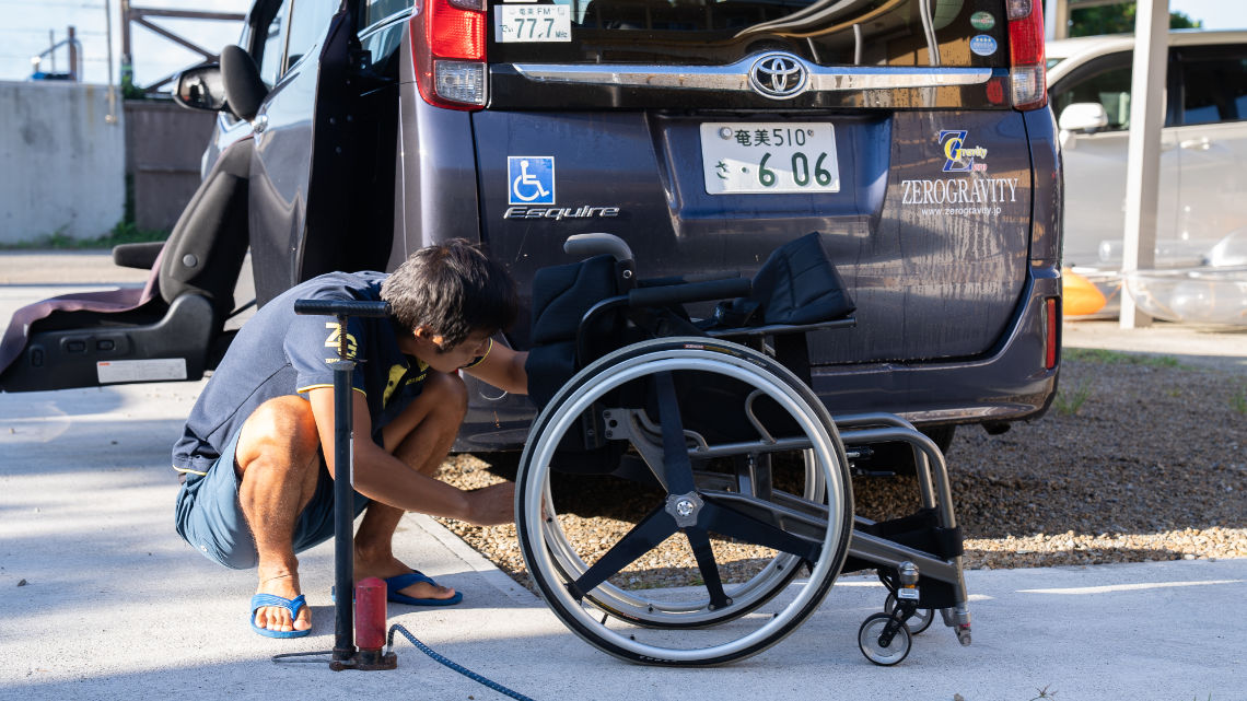 Zerogravity Accessible Car