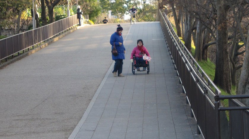Support Squeaky Wheels by Suzanne Kamata!