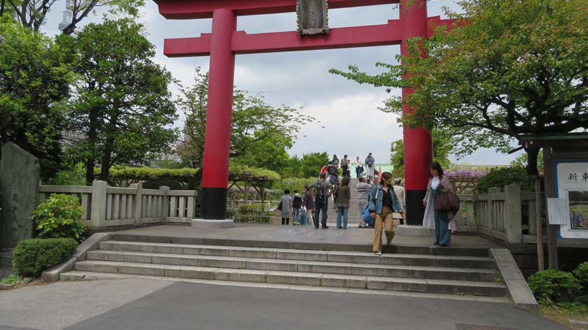 Kameido Tenjin Shrine torii gate