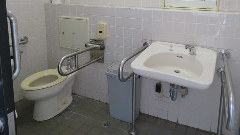 Sengakuji Temple accessible toilet