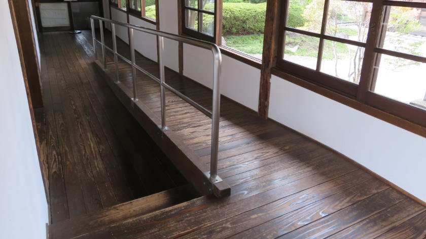 Wheelchair ramp in Kawagoe Castle