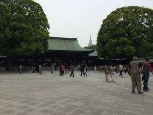 meiji jingu inside 300x225