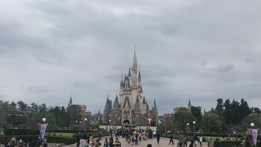 A gloomy picture of Cinderella's castle at Tokyo Disneyland
