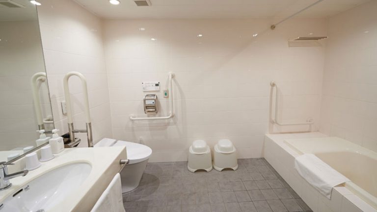 sotetsu fresa inn nihombashi ningyocho accessible room 3 768x432