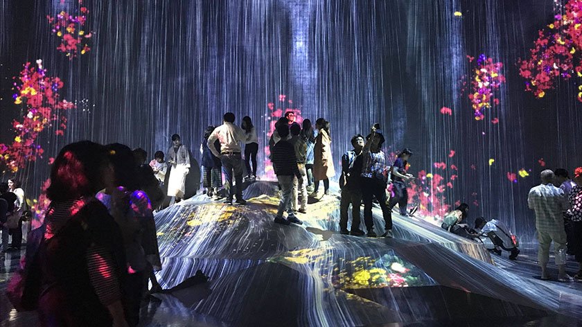 teamLab Boarderless waterfall exhibit