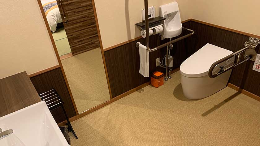 Accessible Toilet in Kozeniya's Houden Suite