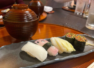 Kyoto Nishiki Market sushi 300x217