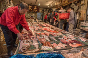 Tsukiji store1 300x199