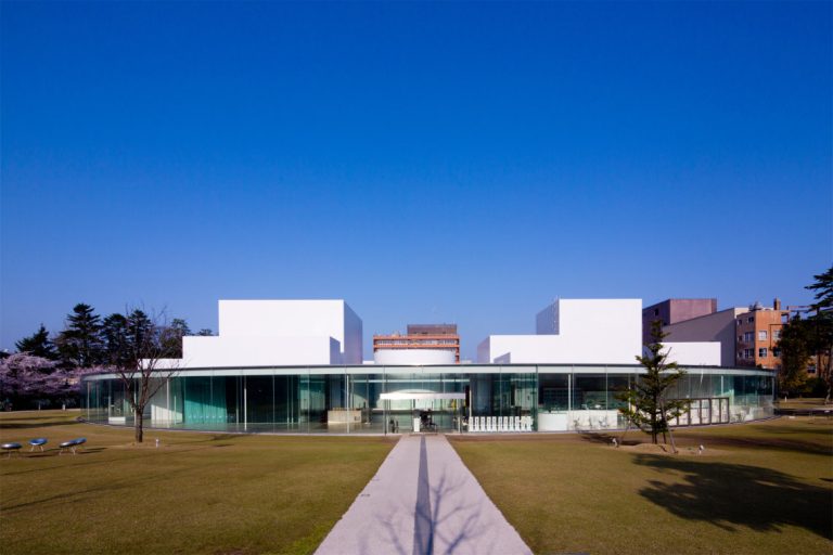 102 金沢21世紀美術館4 768x512