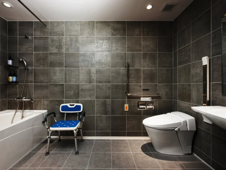 MIMARU Tokyo Station East accessible room  06 43s 768x576